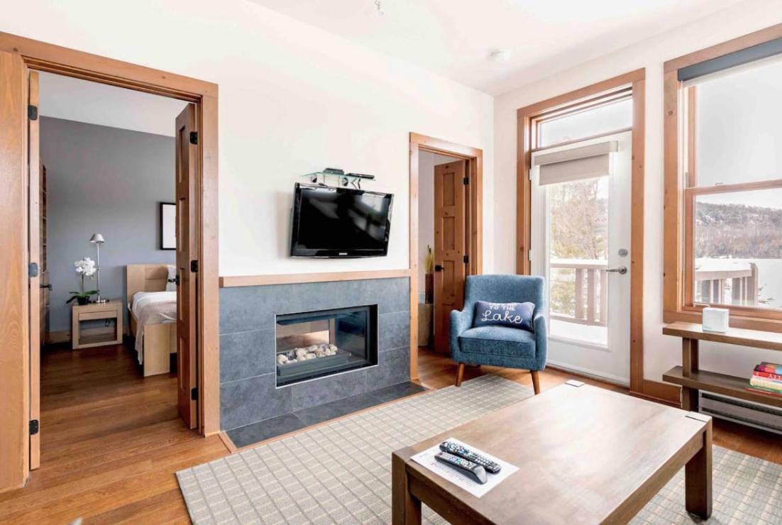 Suites Sur Lac Superieur-Mont-Tremblant מראה חיצוני תמונה